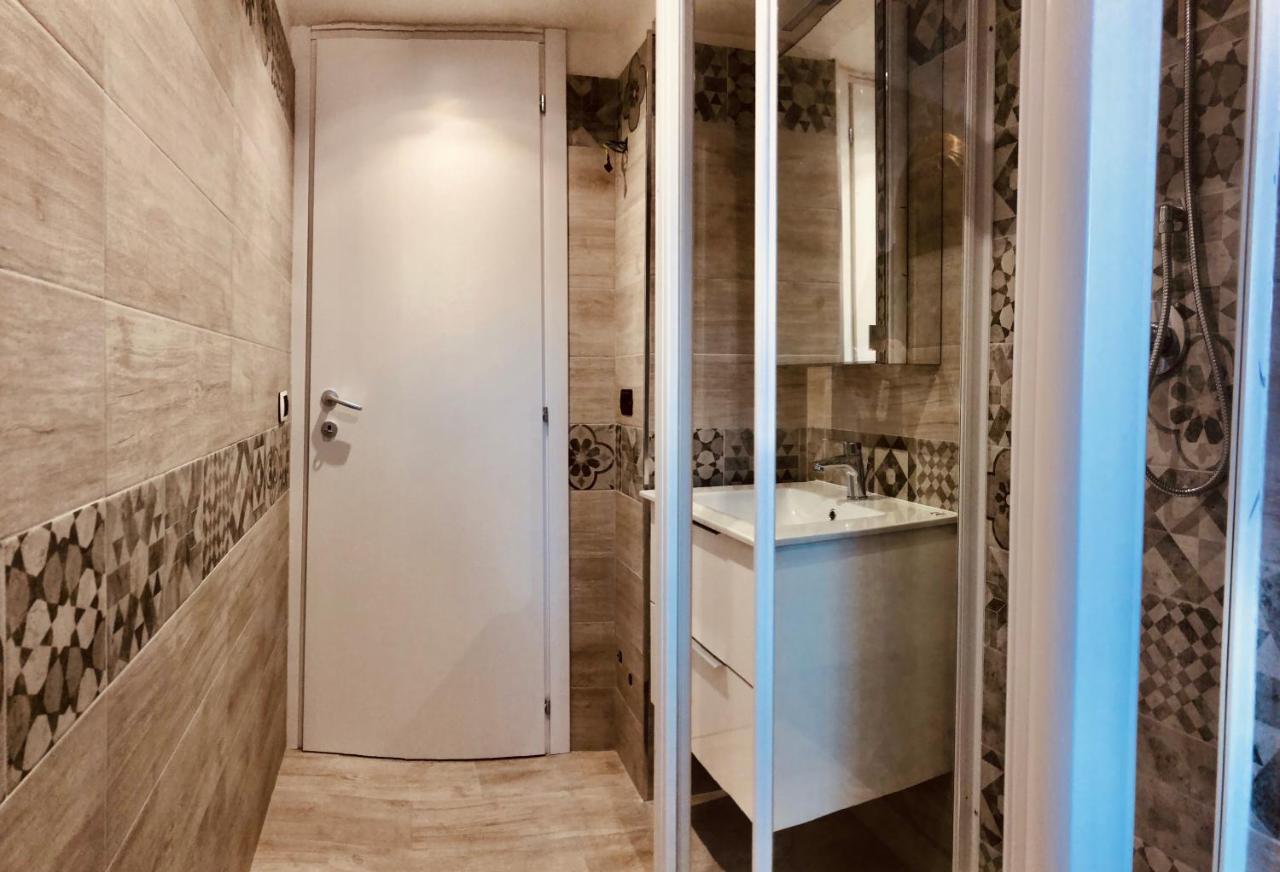 Heart Of Rome Vatican Deluxe New Apartment 1Gb Wifi Buitenkant foto